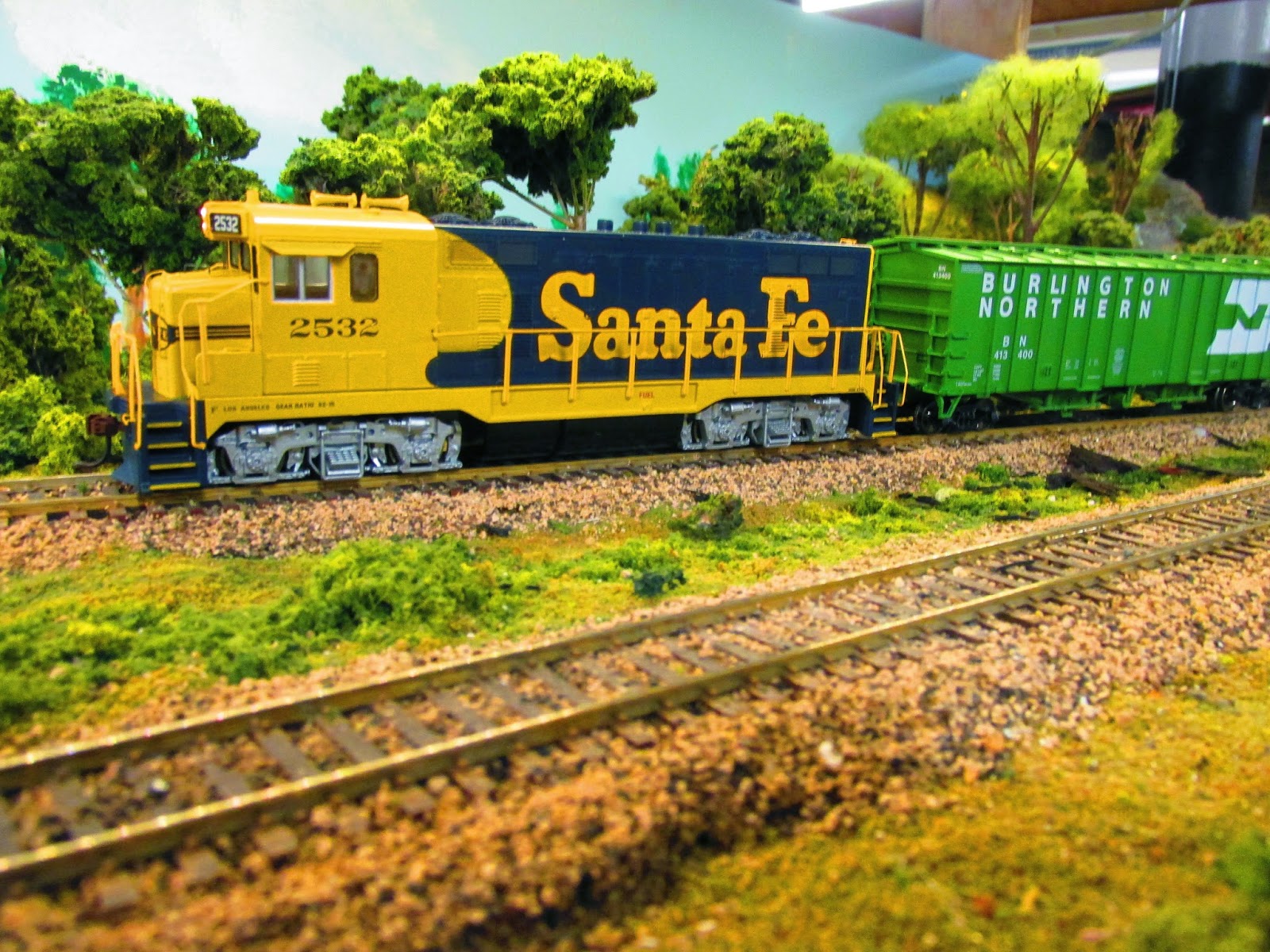 Eddie's Rail Fan Page A 1970's and 80's era Santa Fe local freight